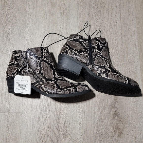 Arizona | Women's Snakesprint Low Boots - Picture 3 of 7